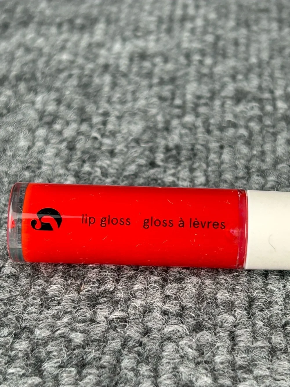 Glossier RED ROUGE Lip Gloss Shine .14oz Full sz NWOB Statement Confident Formal